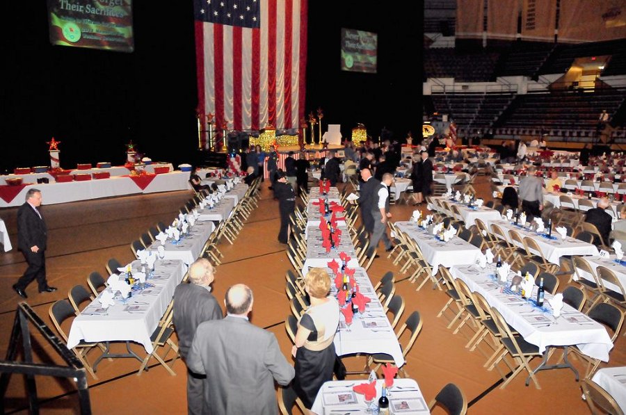 BANQUET ROOM DSC 7205